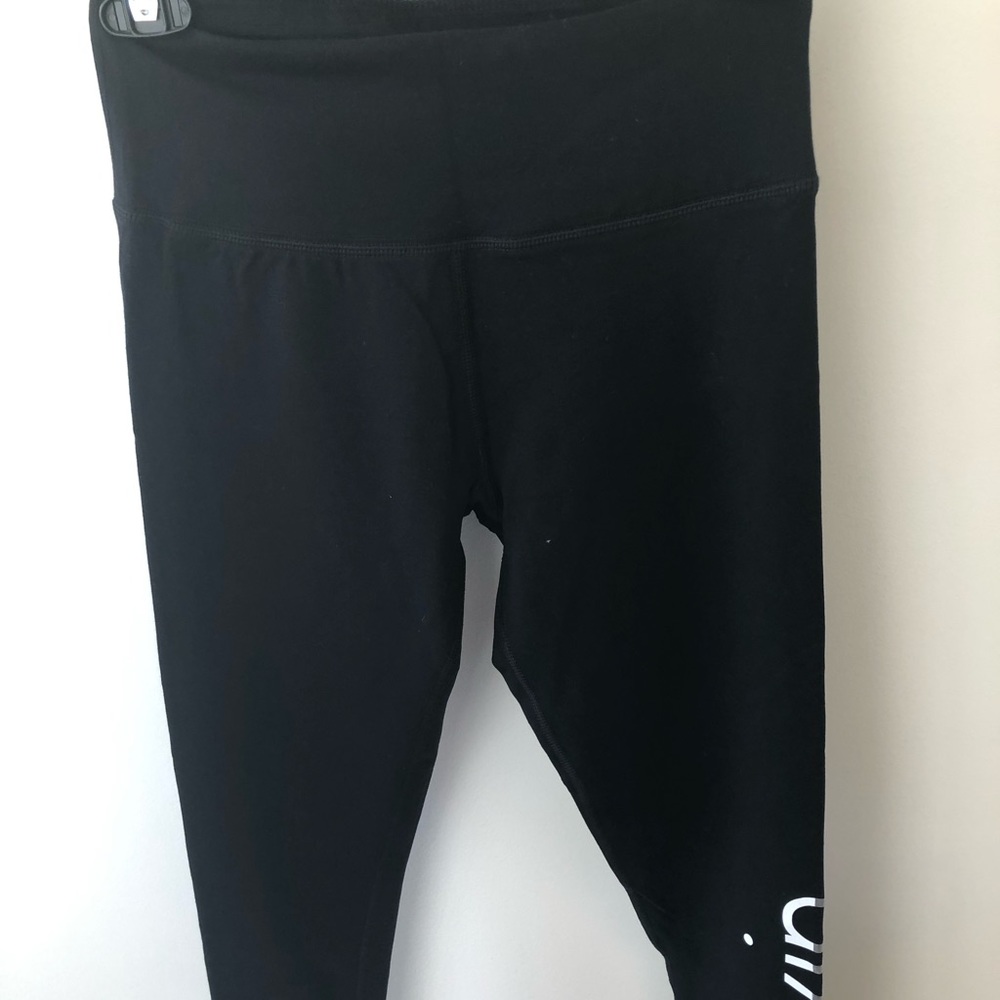 Calvin Klein Cropped Leggings